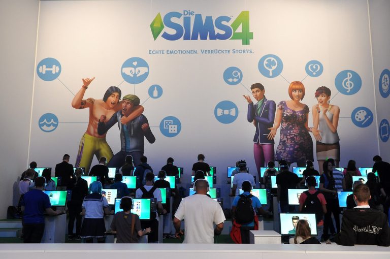Los Sims 4 Mascotas Gratis